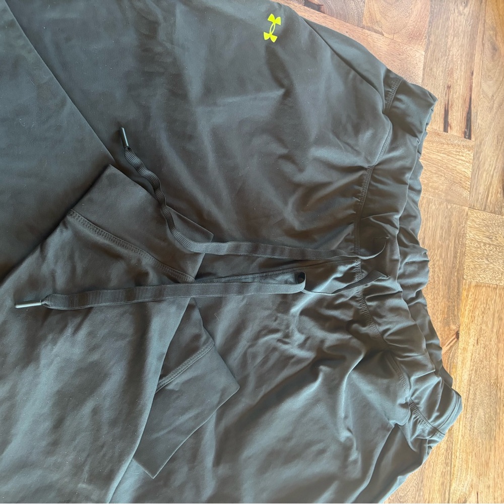 Under Armour green Joggers with Yellow Logo. Women’s size lg NWOT